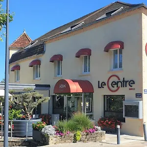 Le Centre Hotel